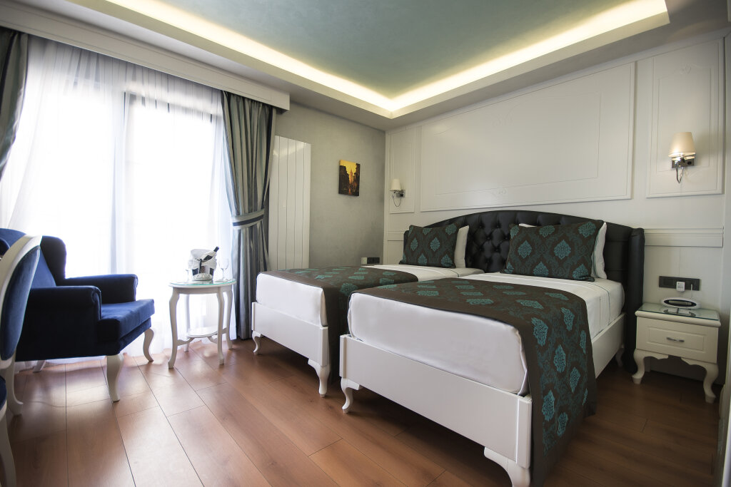 Antusa Palace Hotel & Spa 6