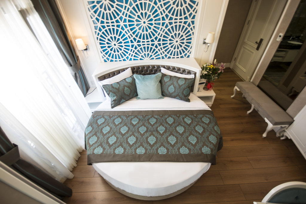 Antusa Palace Hotel & Spa 9