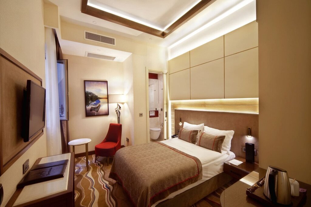 Grand Hotel De Pera 1