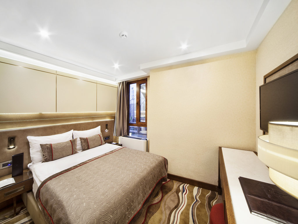 Grand Hotel De Pera 14