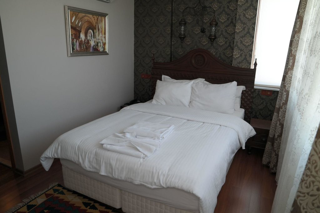 Mytra Hotel 10