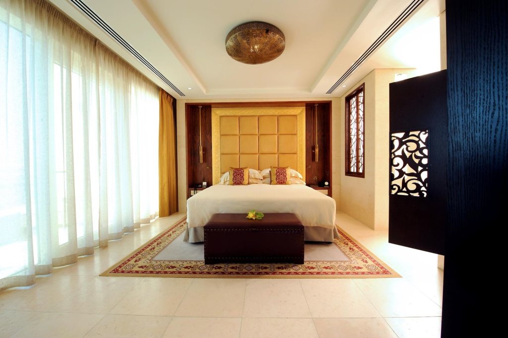 Raffles Dubai 3