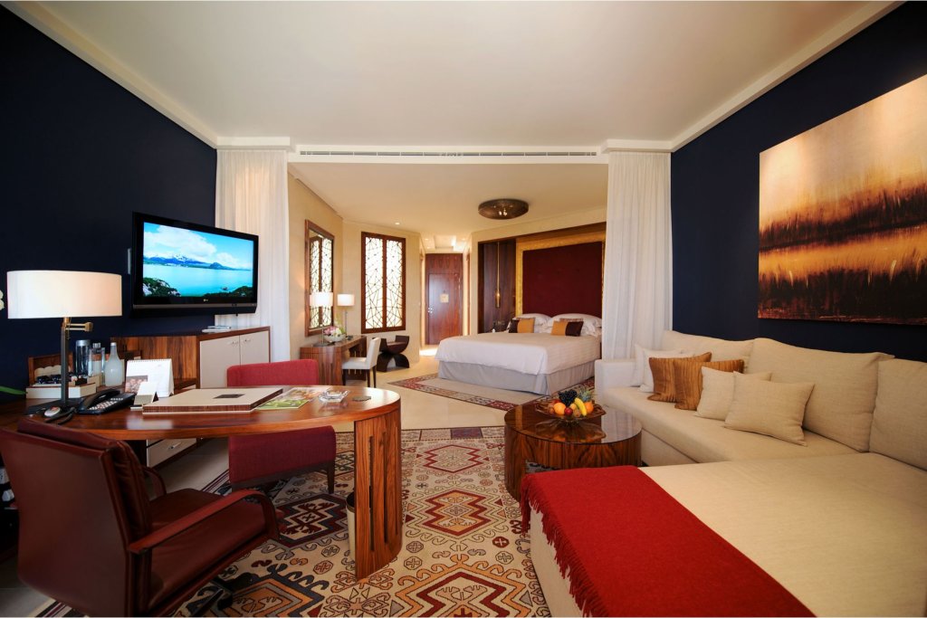 Raffles Dubai 8
