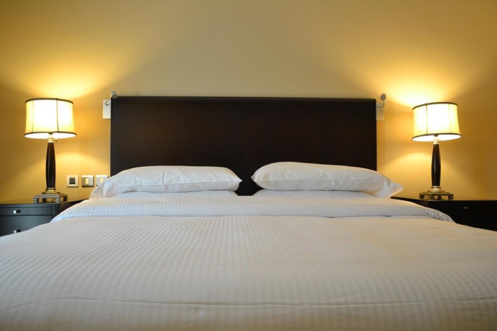 Shreaton Al Khalidiya Hotel 18