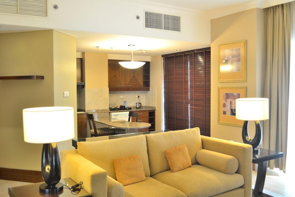 Shreaton Al Khalidiya Hotel 2