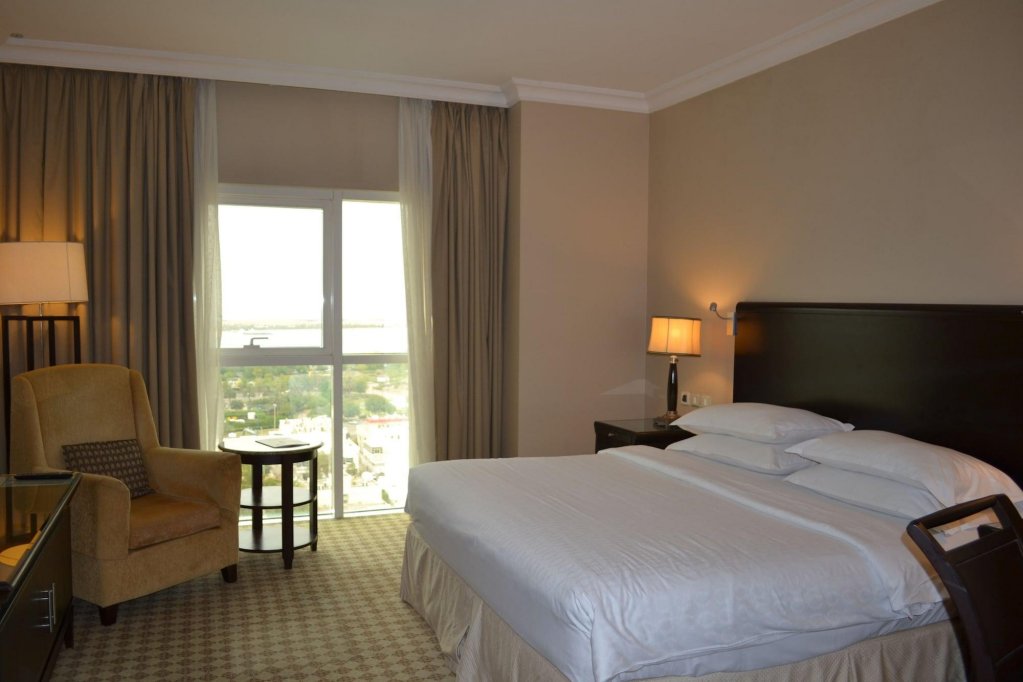 Shreaton Al Khalidiya Hotel 4