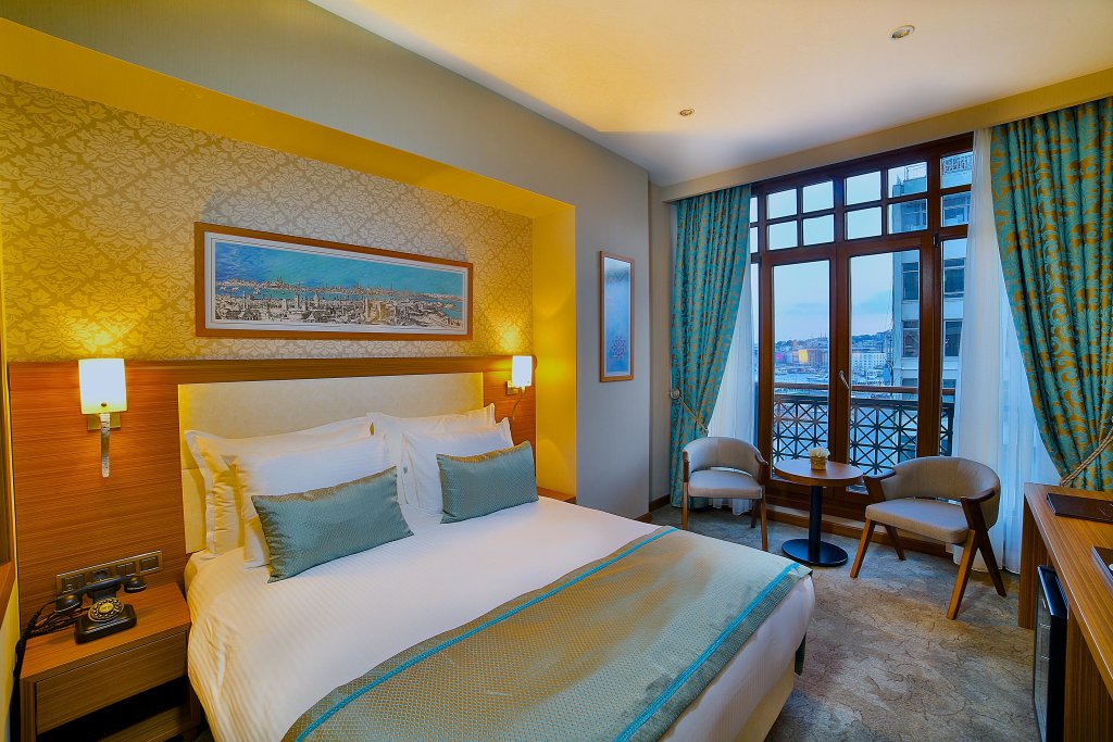 Momento Golden Horn Hotel 20