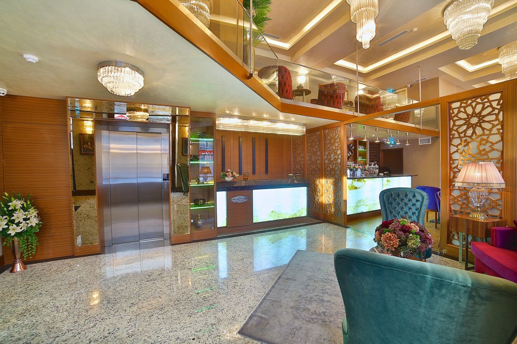 Momento Golden Horn Hotel 4