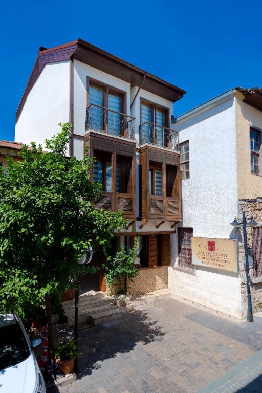 Castle Old Town 23