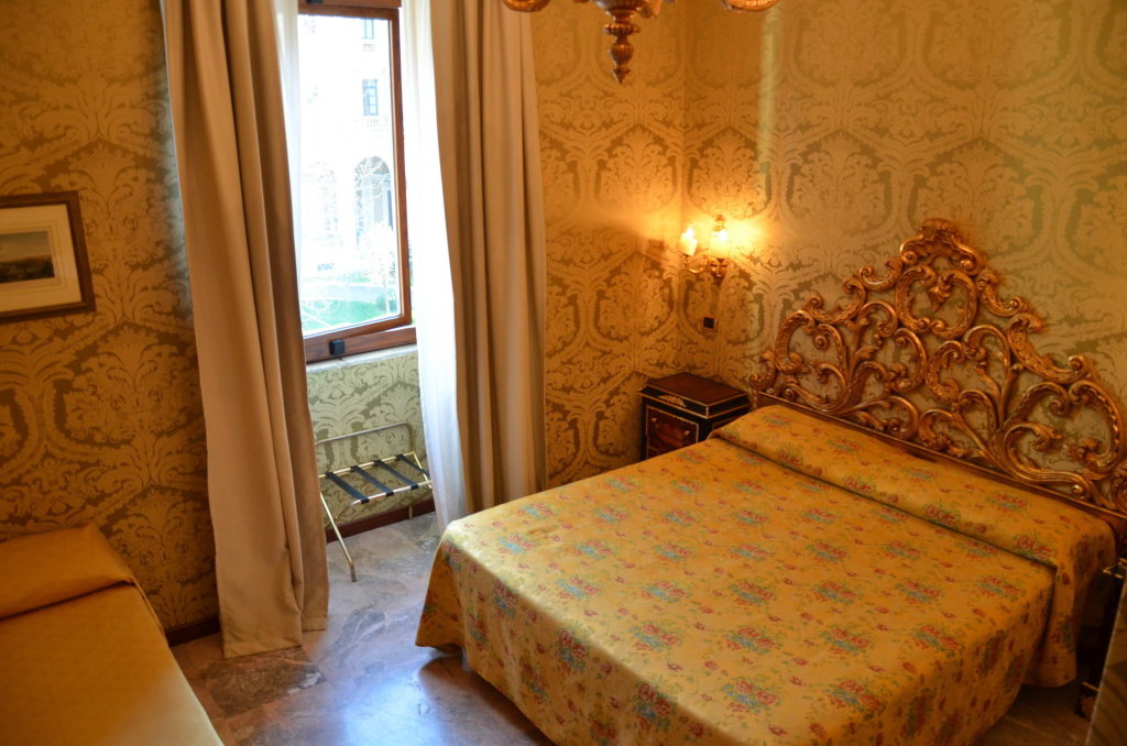 Des Epoques Hotel 13