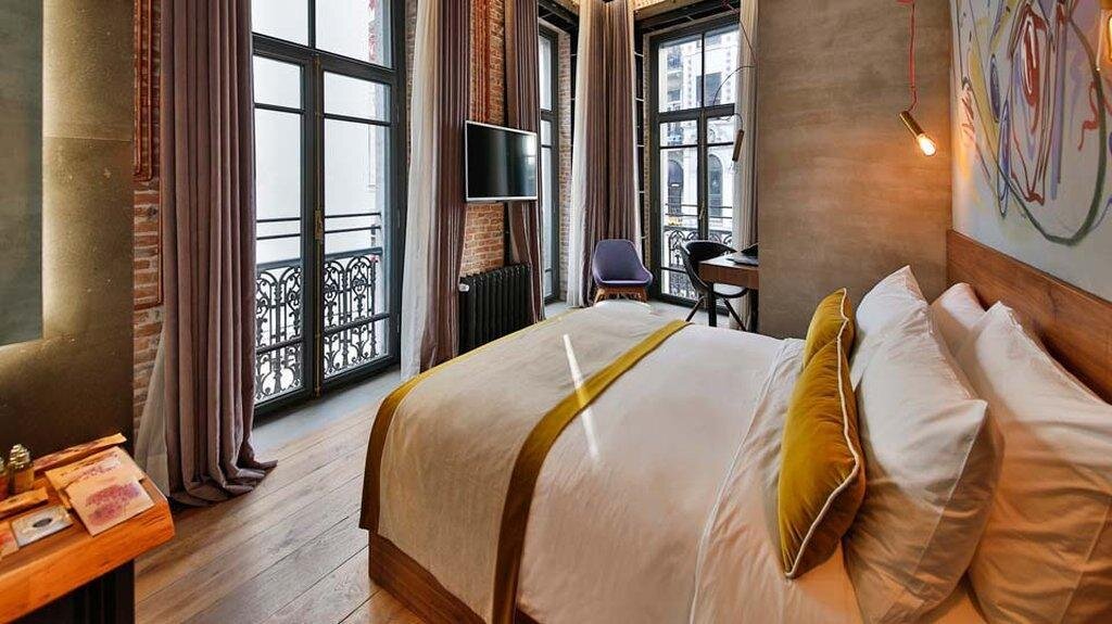 Hotel The Public 14
