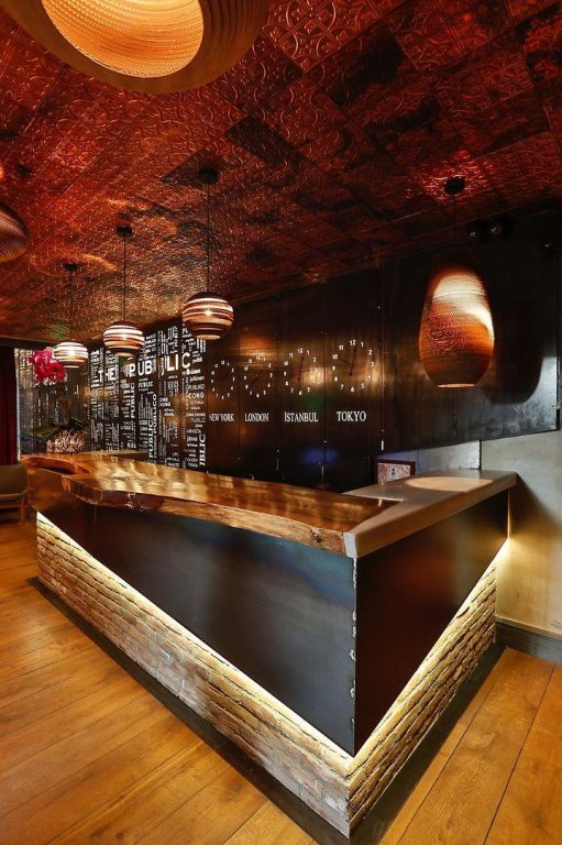 Hotel The Public 9