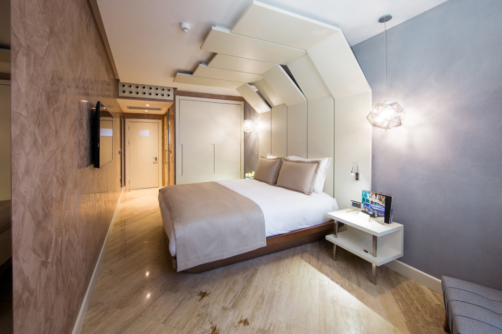 Maroon Hotel Pera 6