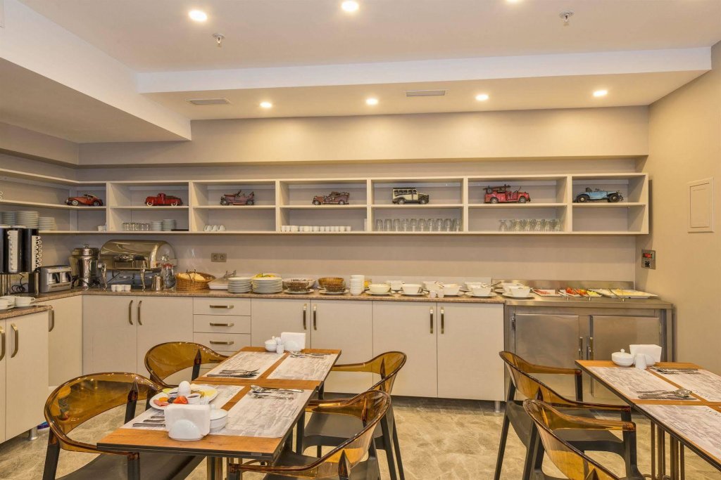 Taximist Hotel 14