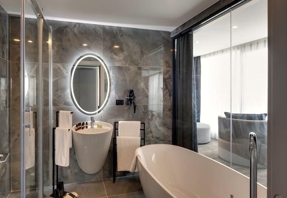 Pera Bosphorus Hotel 7