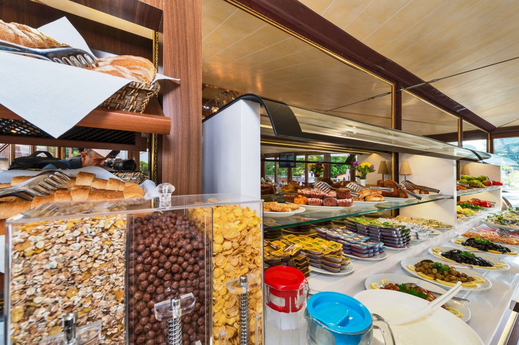 Zeynep Sultan Hotel 12