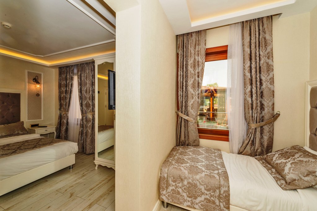 Zeynep Sultan Hotel 5