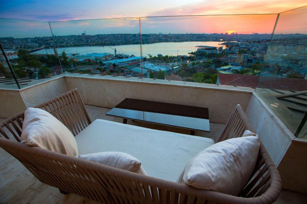 Radisson Blu Hotel Istanbul Pera 22