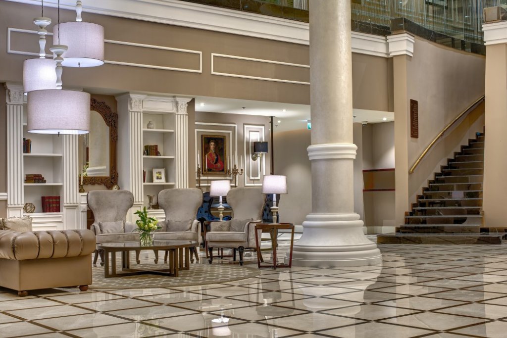 Dukes The Palm, a Royal Hideaway Hotel 5
