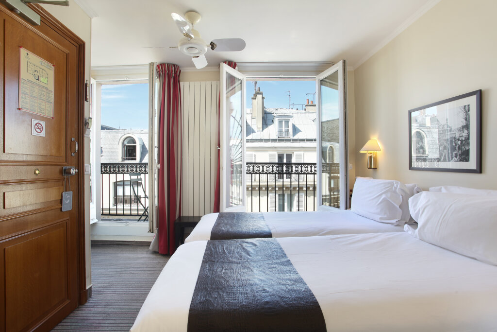 Hotel College De France 18