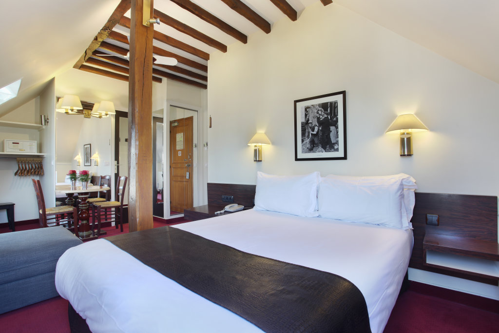 Hotel College De France 20