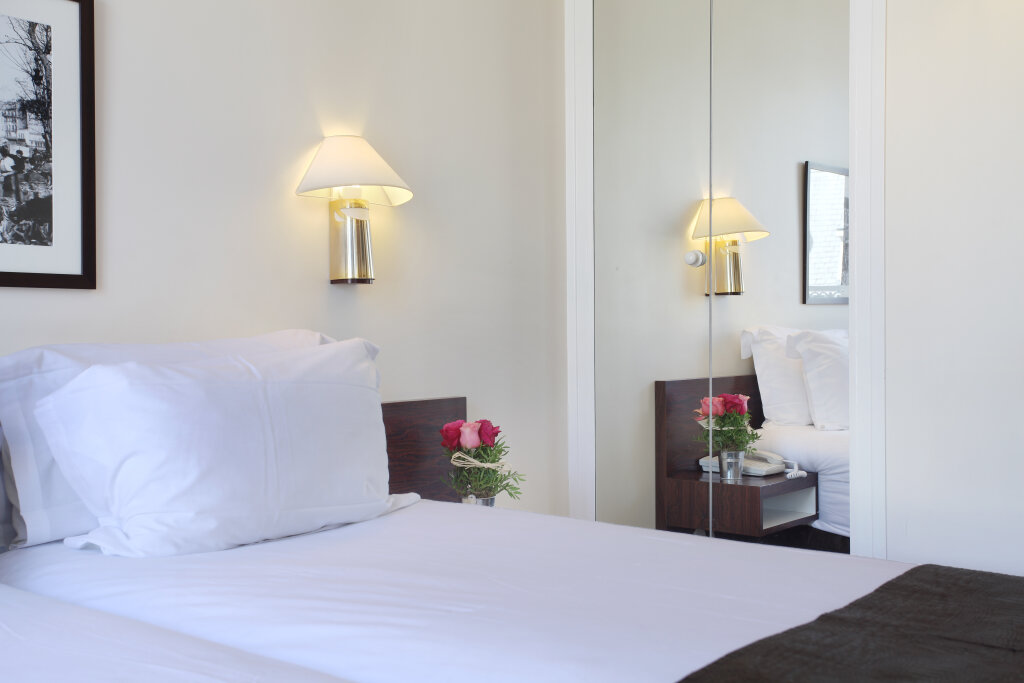 Hotel College De France 9
