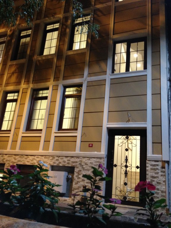 Galley Hotel 1