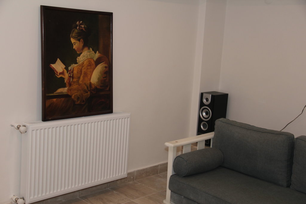 Galley Hotel 10
