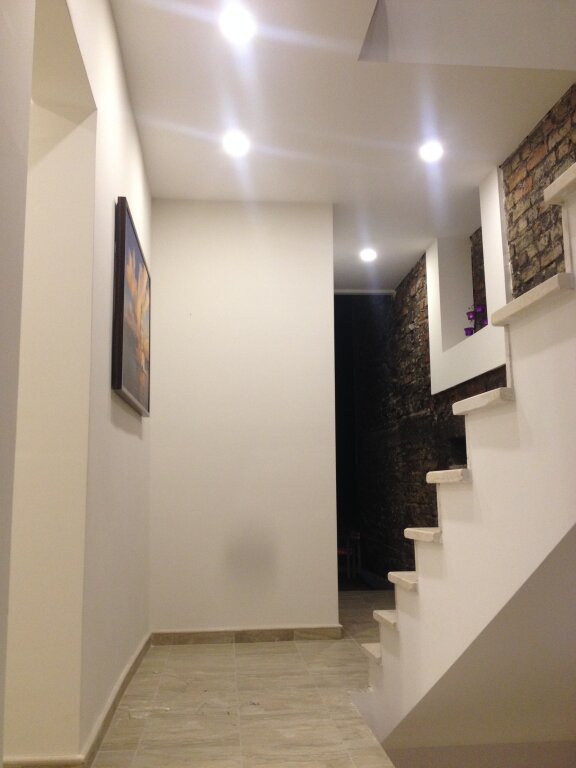 Galley Hotel 6
