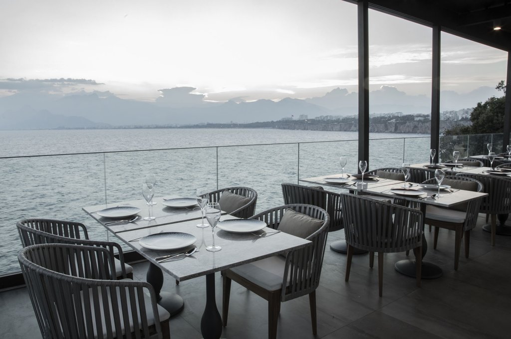 Perge Hotels 13