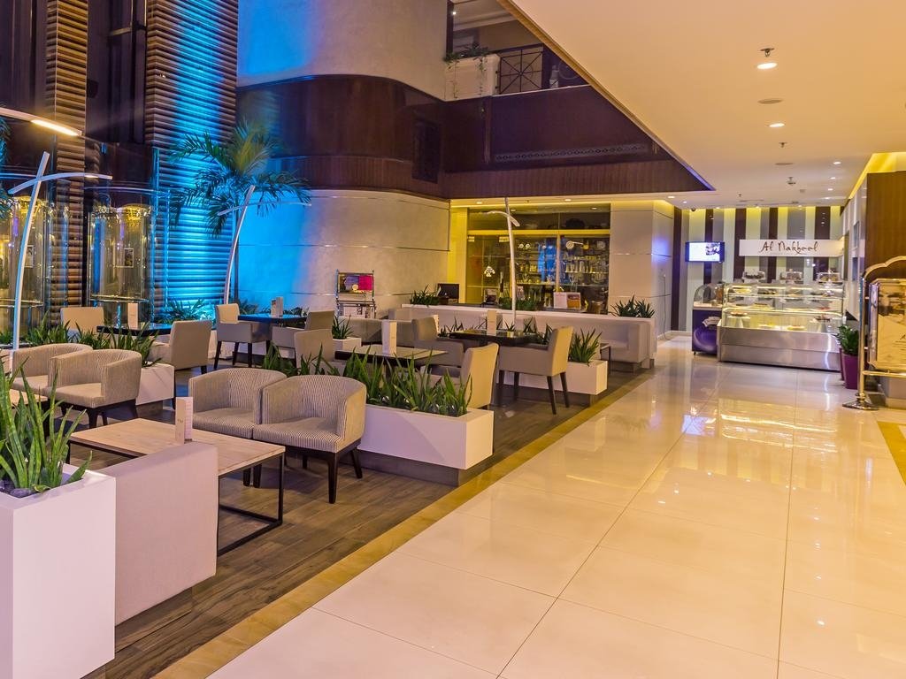 Howard Johnson Plaza By Wyndham Dubai Deira 9
