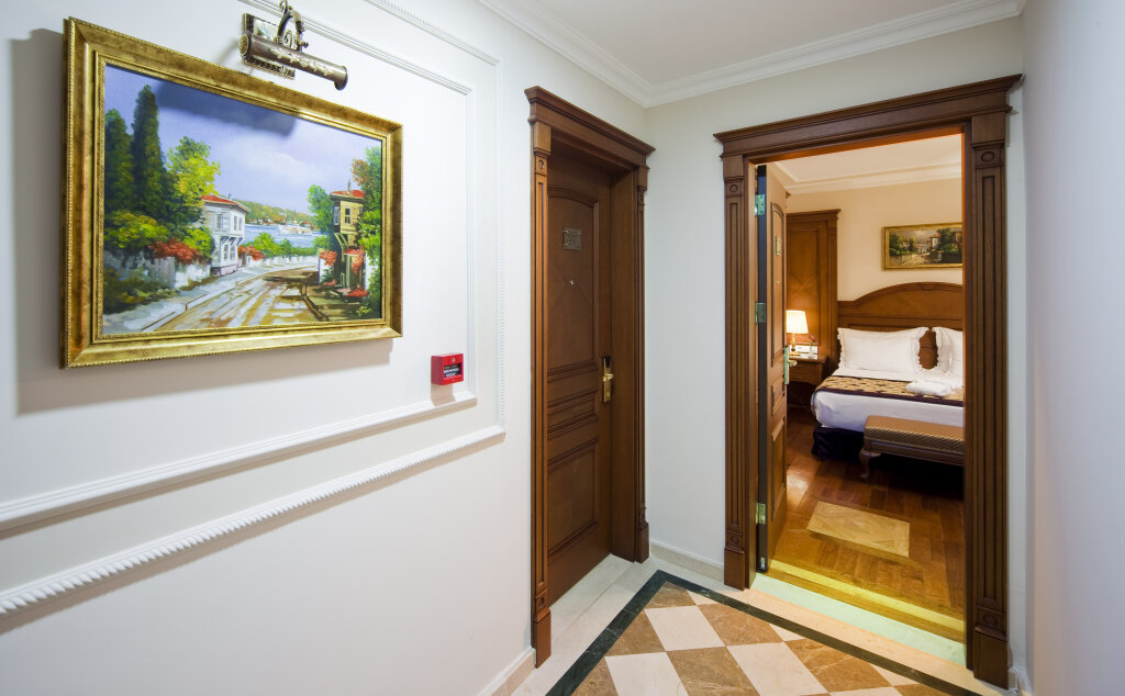 GLK PREMIER The Home Suites & Spa - Boutique Class 10