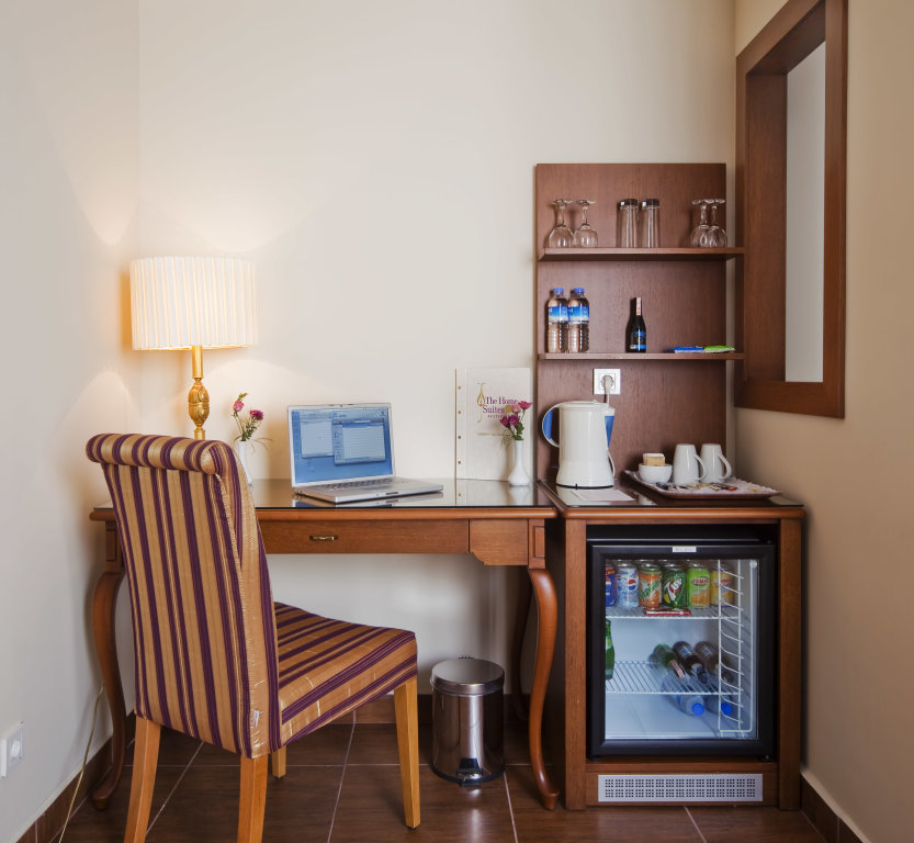 GLK PREMIER The Home Suites & Spa - Boutique Class 11