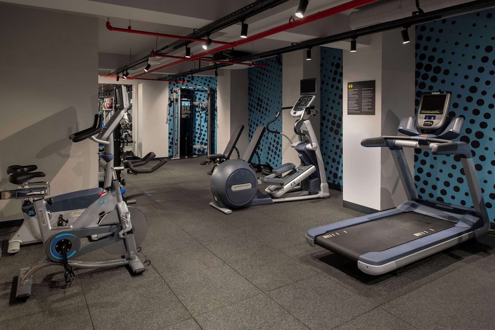 Hampton By Hilton Istanbul Merter 11