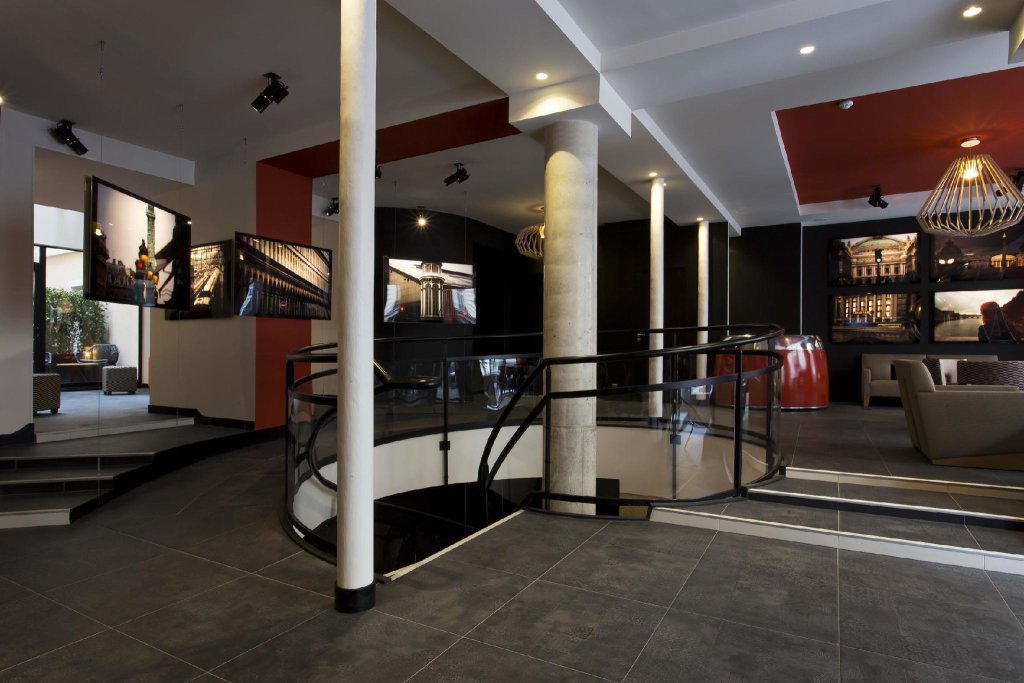 Hotel Atmospheres 9