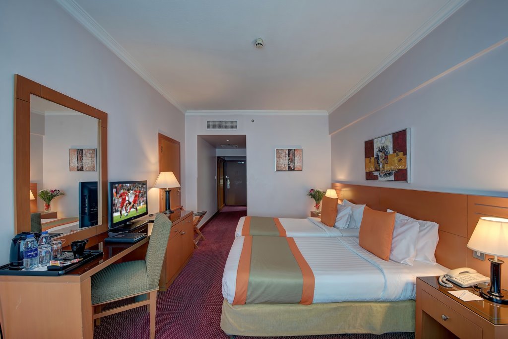 Golden Tulip Deira 5