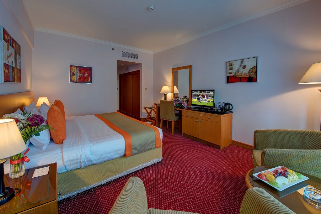 Golden Tulip Deira 8