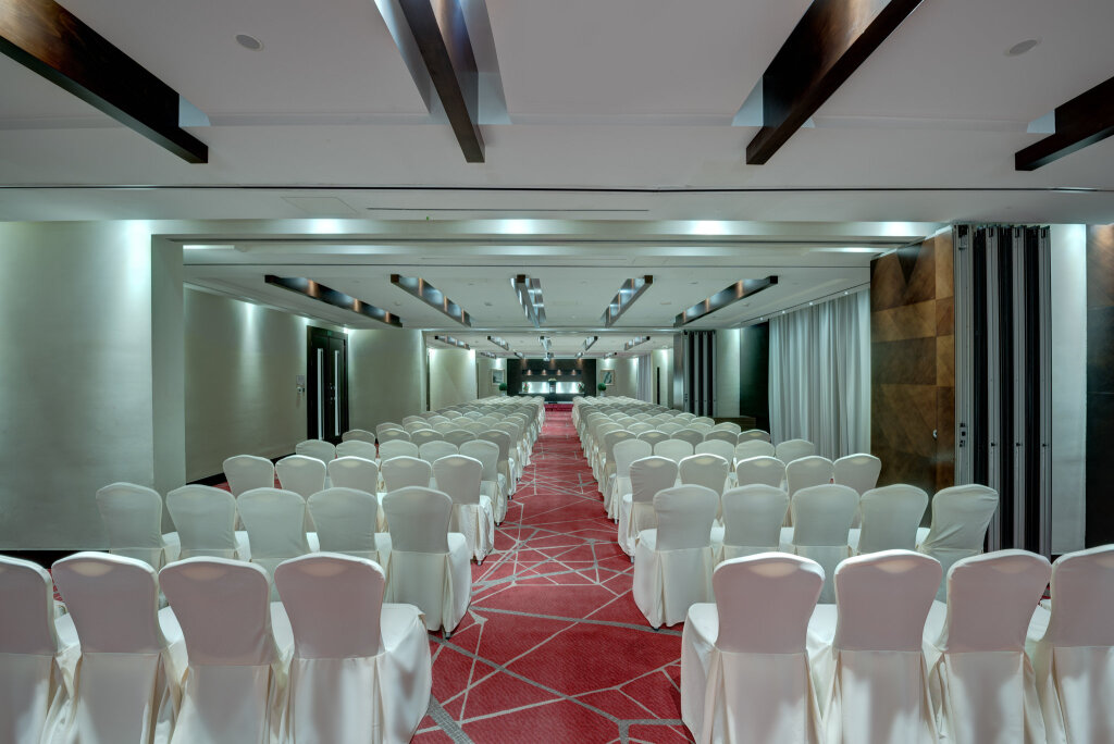 Radisson Blu Hotel, Dubai Barsha Heights 16