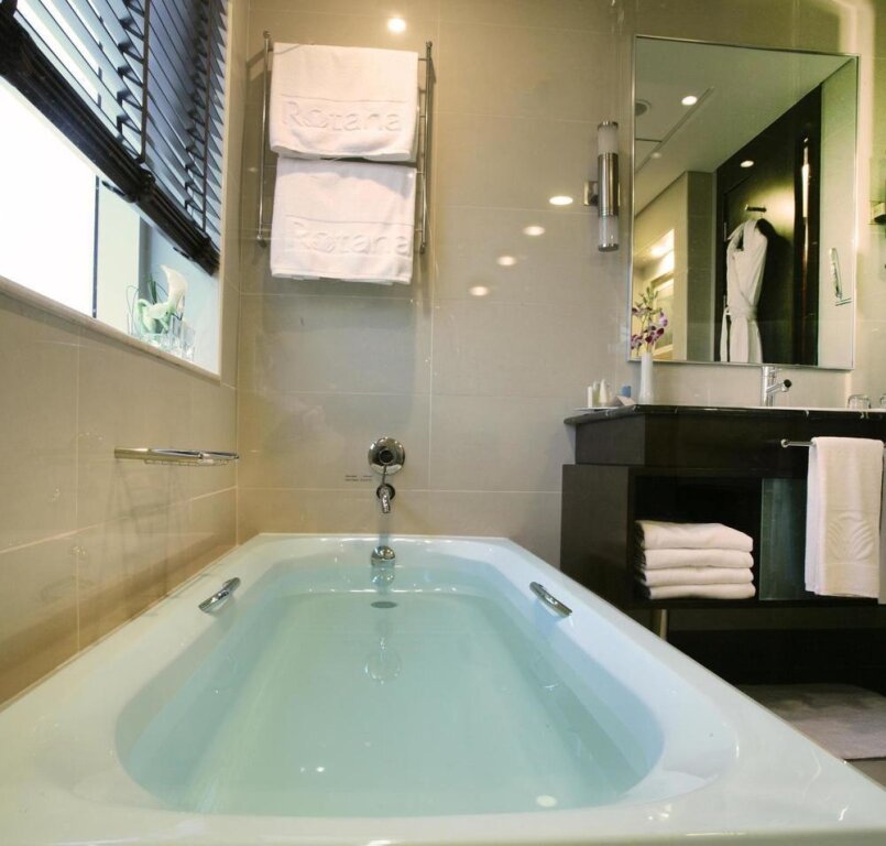 Radisson Blu Hotel, Dubai Barsha Heights 7