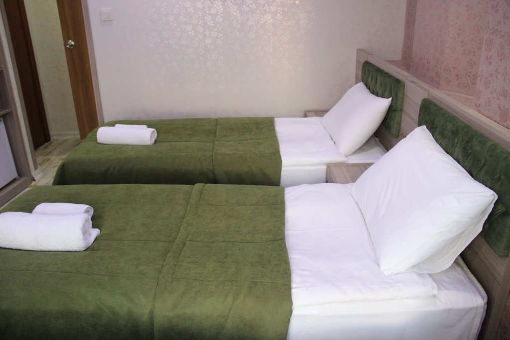 Kaya Madrid Hotel 11