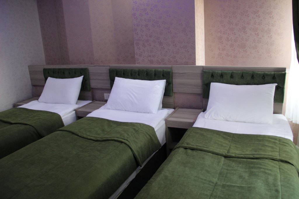 Kaya Madrid Hotel 16
