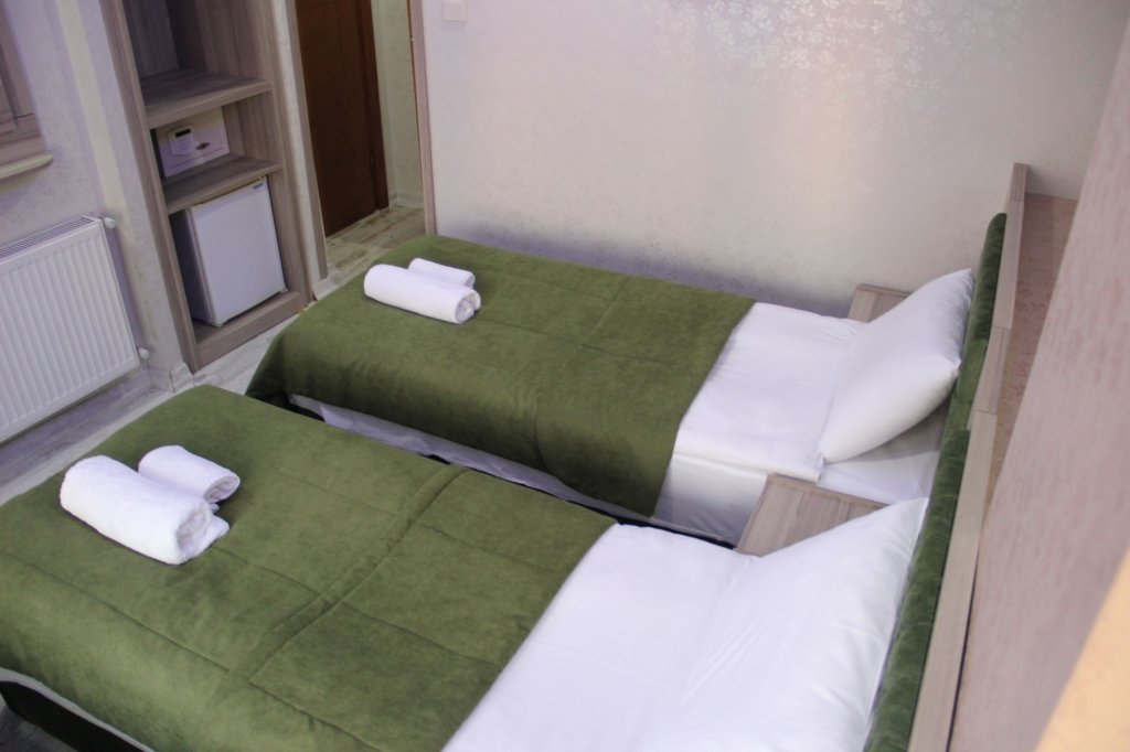 Kaya Madrid Hotel 18