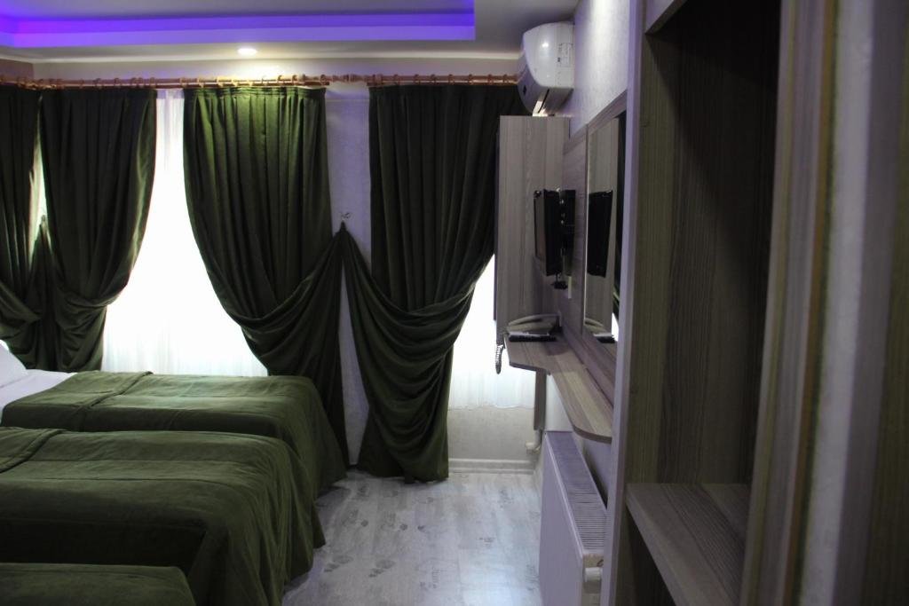 Kaya Madrid Hotel 5