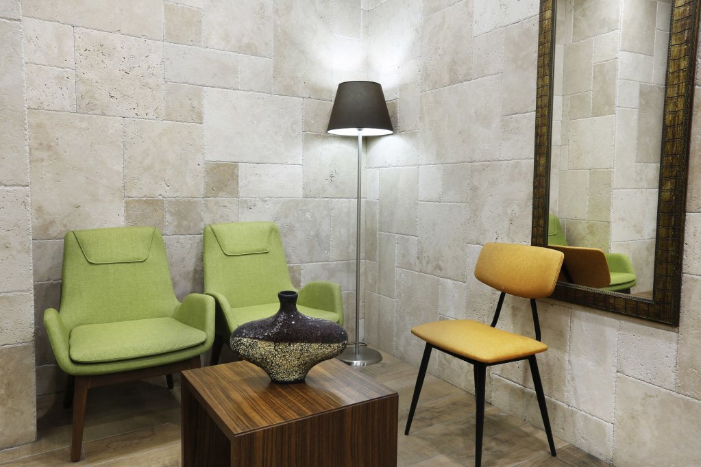 The White Orient Hotel 19