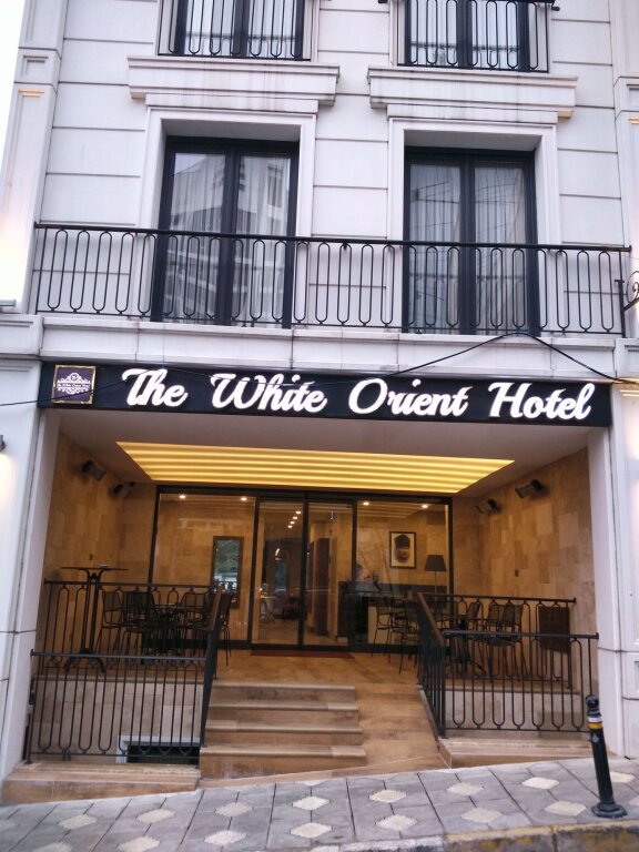 The White Orient Hotel 22