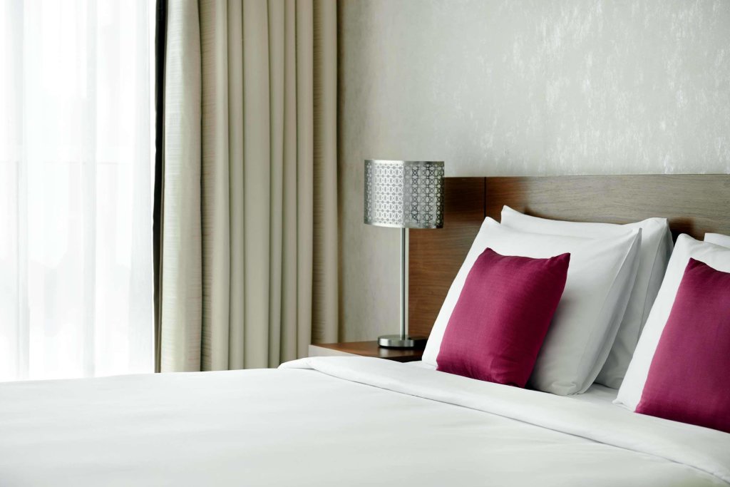 Hyatt Place Dubai Al Rigga 2