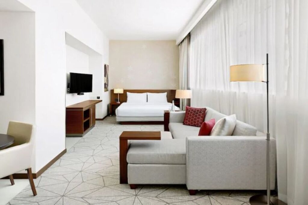 Hyatt Place Dubai Al Rigga 21