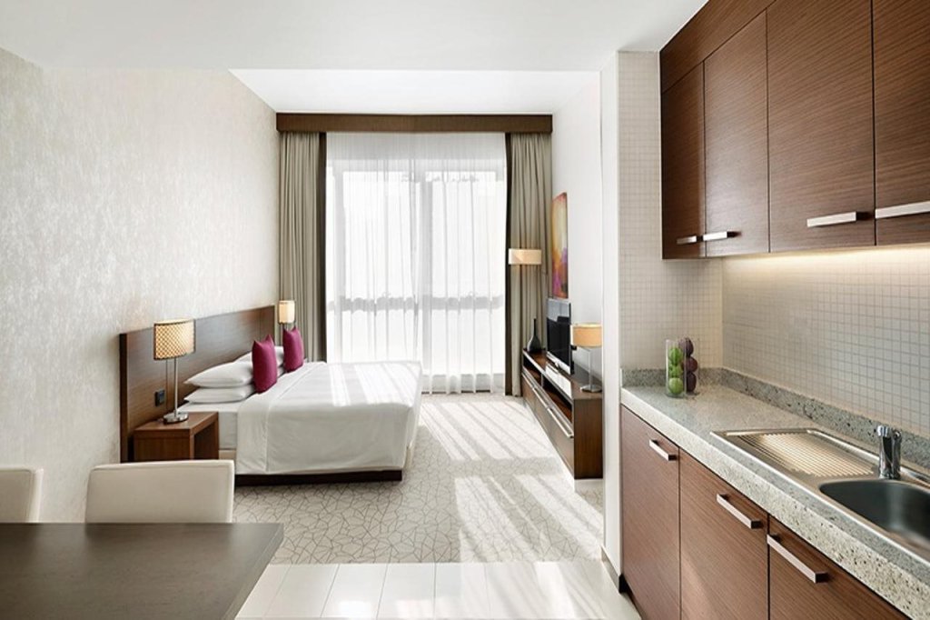 Hyatt Place Dubai Al Rigga 24
