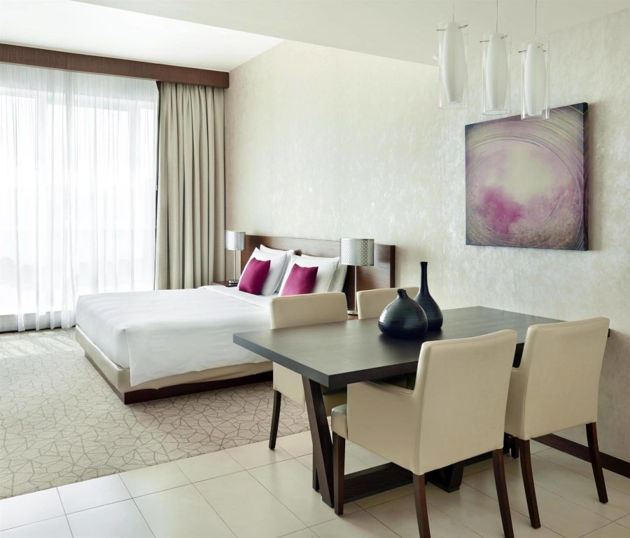 Hyatt Place Dubai Al Rigga 3