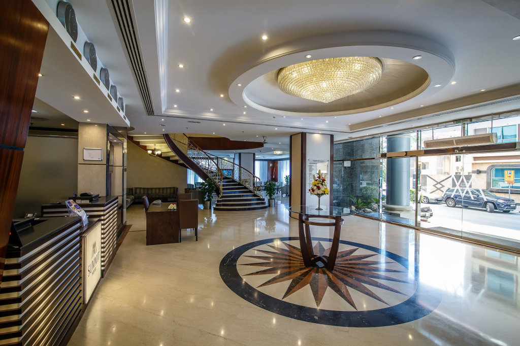 Landmark Summit Hotel 5